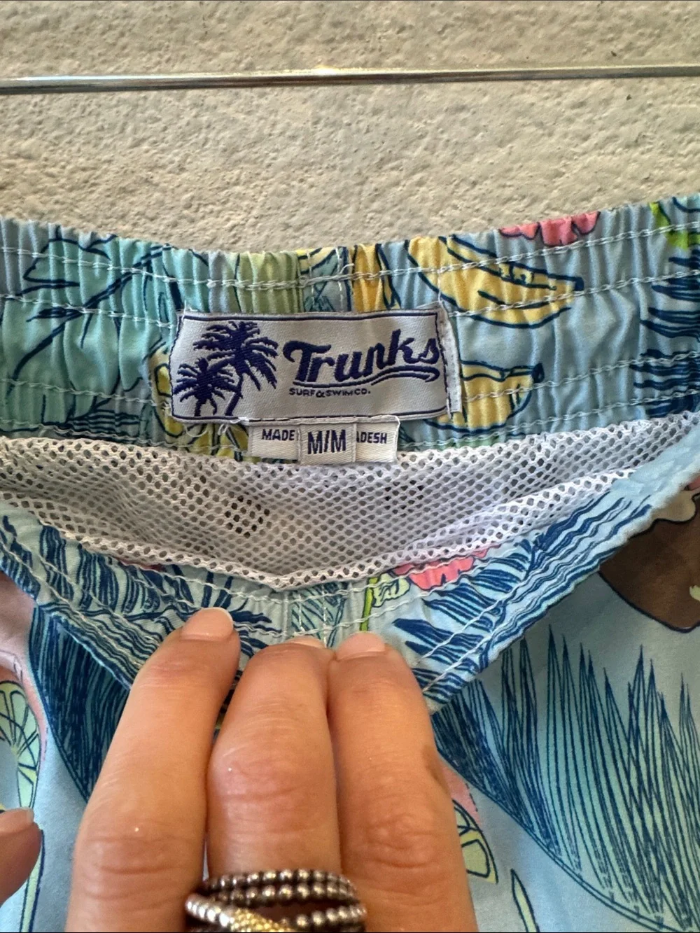 Trunks Surf & Swim Co Mens Size Med